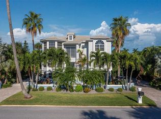 651 Broadway St, Longboat Key, FL 34228