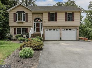 146 Catch Release Ct, Inwood, WV 25428