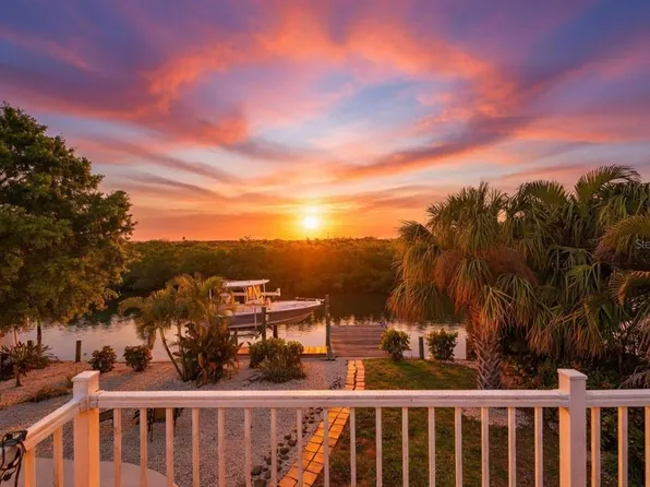 4626 Bay Crest Dr, Tampa, FL 33615