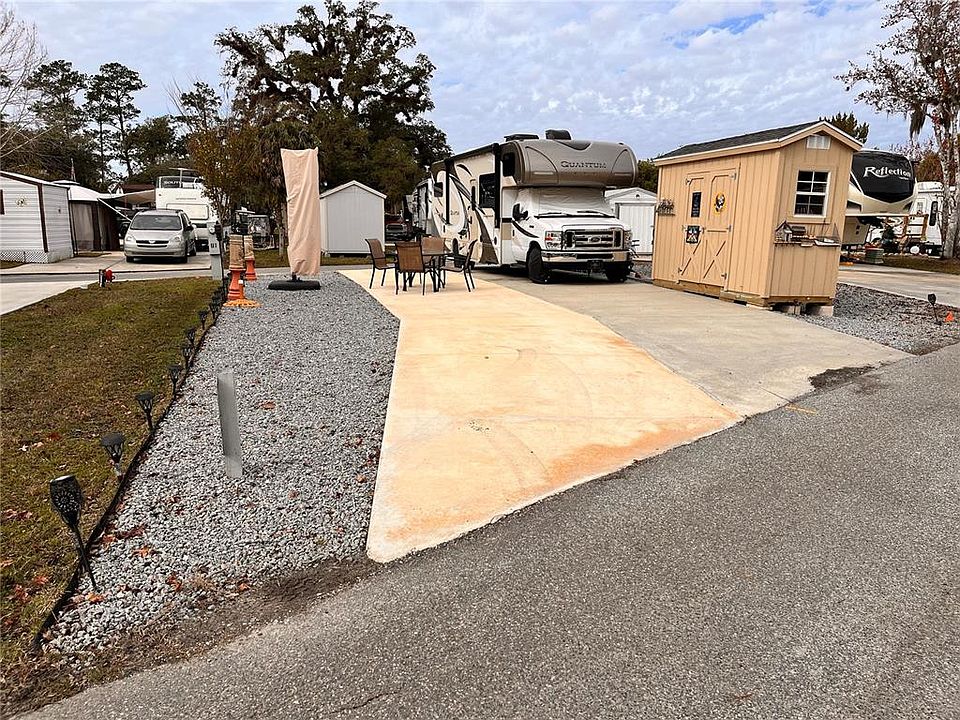 1st image of 2836 NE 104th Ave