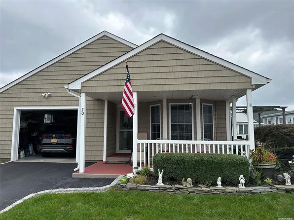 50 Dogwood Lane #50, Manorville, NY 11949