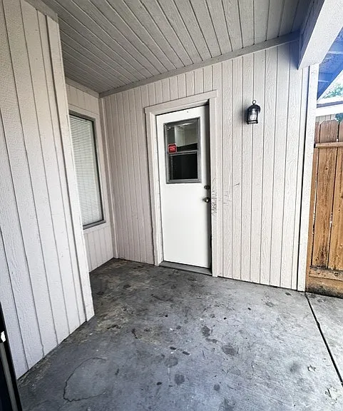 3223 W Clinton Ave #101 — Photo 12