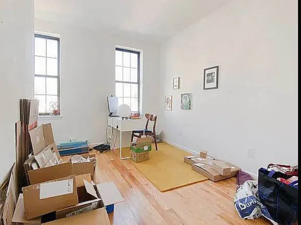 244 Schaefer Street image 4 of 9