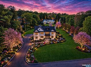 379 Anderson Ave, Alpine, NJ 07620