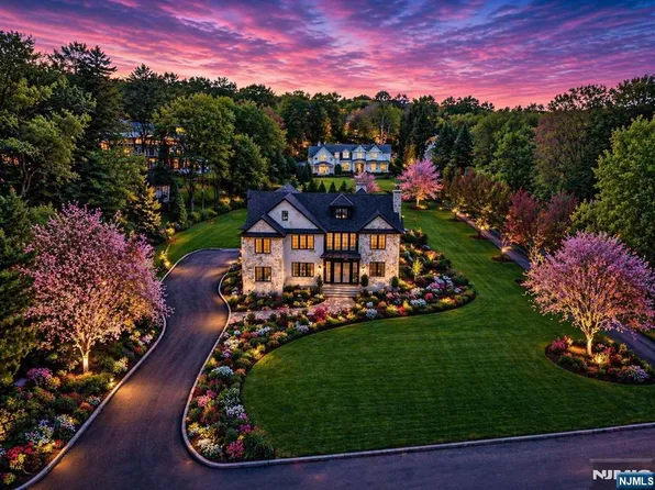 379 Anderson Ave, Alpine, NJ 07620