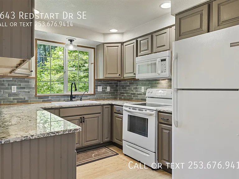 7643 Redstart Dr SE — Photo 4