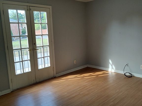2nd image of 6401 Sandpiper Dr