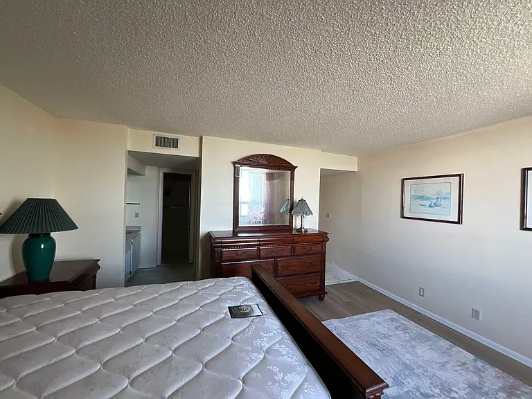 2618 Cove Cay Dr #909 — Photo 8
