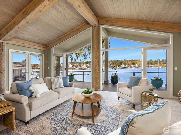 20593 Chief Sealth Drive NE, Indianola, WA 98342