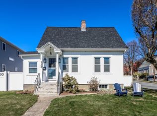 758 Old Stratfield Rd, Fairfield, CT 06825