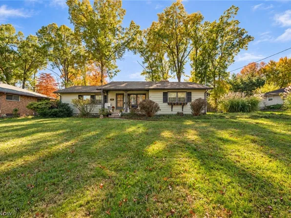 495 Catherine St, Youngstown, OH 44505