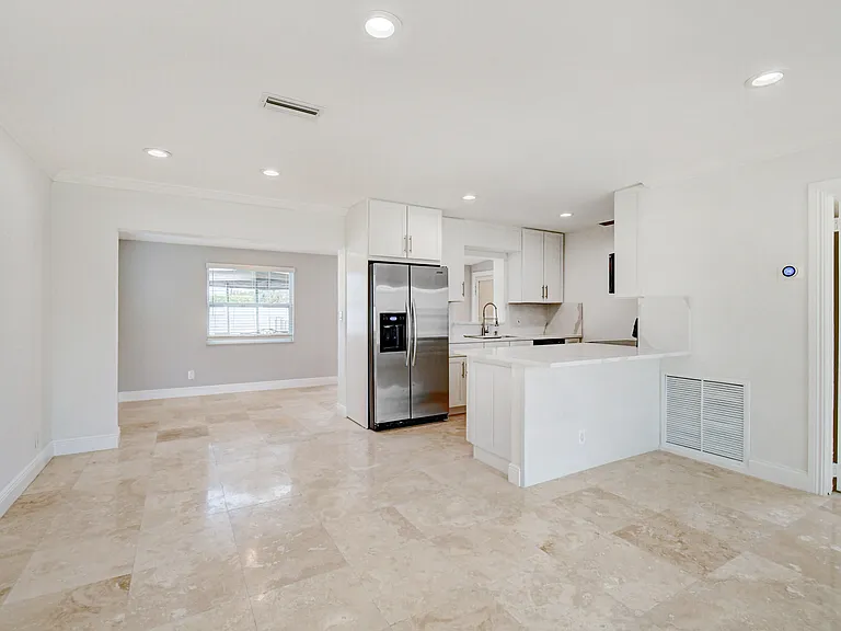 15021 Jackson Rd — Photo 6