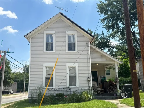 89 Nickel St, Akron, OH 44303