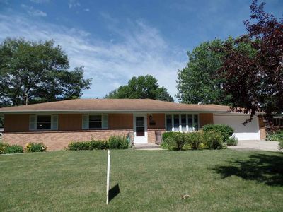 208 S Reynolds Ave, Mount Morris, IL, 61054