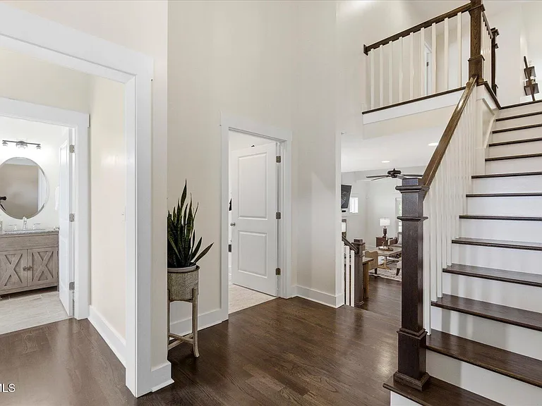 4893 Preserve Dr — Photo 29