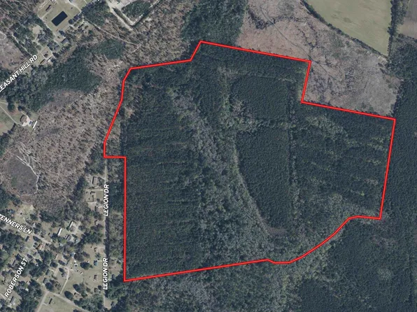 185 Legion St., Dillon, SC 29536