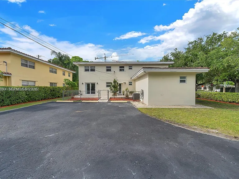 247 Bird Rd #- — Photo 6