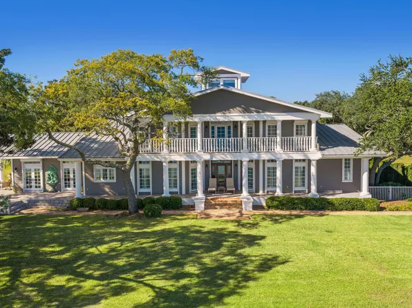 11 Paradise Point Rd, Shalimar, FL 32579