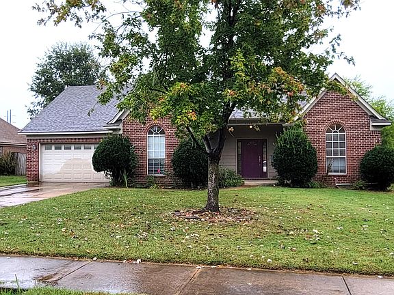 3rd image of 6748 Branch Estates Dr