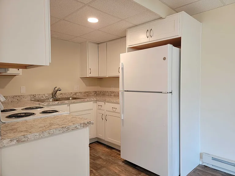 61 Terrace Ave #1 — Photo 10