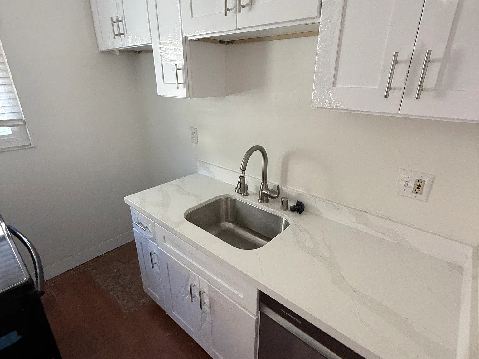 2 bed, 1.5 bath, 1100 sqft, $2,449 — Photo 4