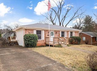 1204 Holmes Ave, Charlottesville, VA 22901