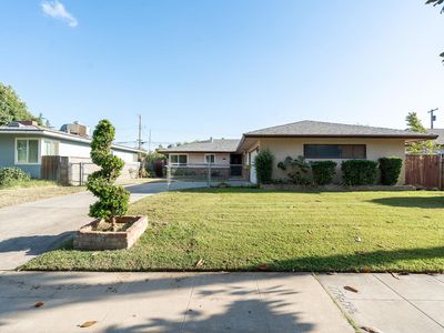 145 W Robinson Ave, Fresno, CA, 93705