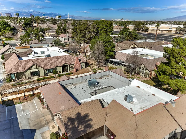 3953 Landsdown Pl — Photo 38