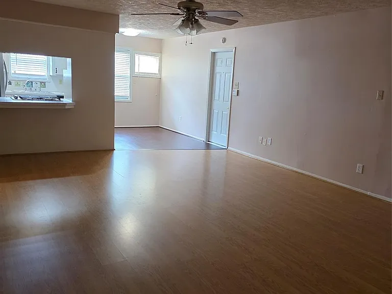 4218 Ember Ln — Photo 3