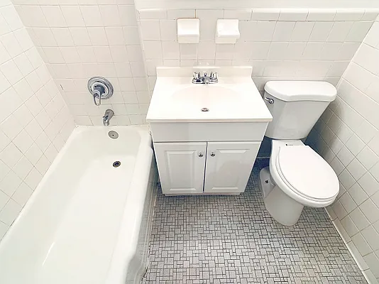 Rented by City Connections Realty | media 12