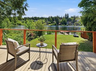 5620 Halls Lake Way, Lynnwood, WA 98036