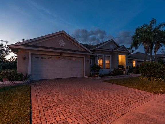 2nd image of 3020 Bay Laurel Cir S