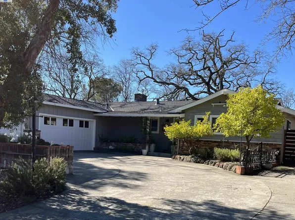 37 Beech Ct, Walnut Creek, CA 94596