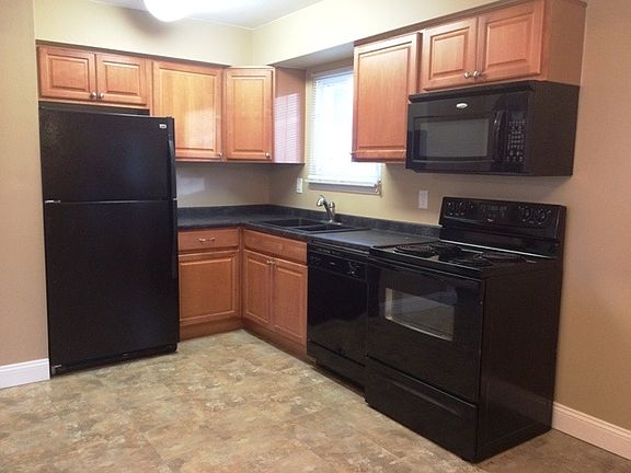 4th image of 6653 Doyon Dr S
