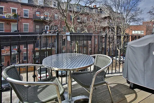 208 W Springfield St #3 — Photo 6