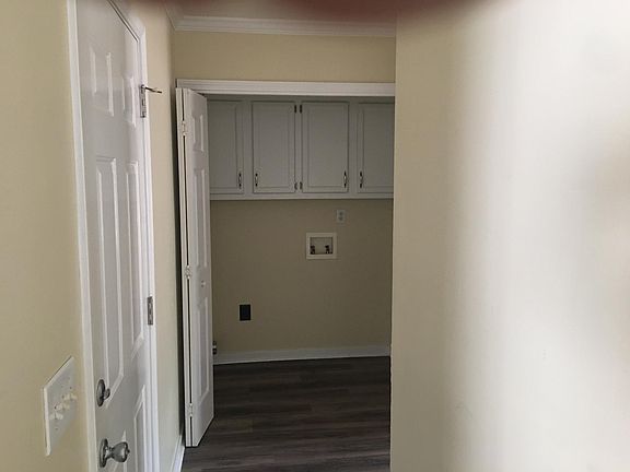 4th image of 301 Willow Bay Dr