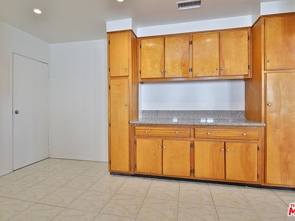 4th image of 6109-6109 Horner St