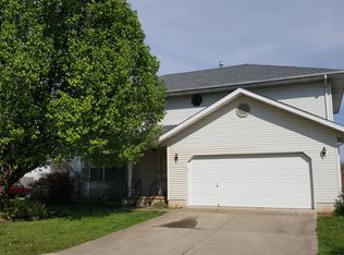 5520 S Aaron Ave, Springfield, MO 65810