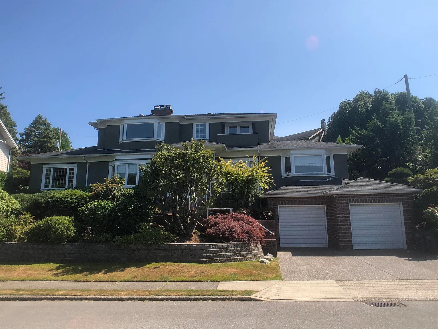 2 bed, 1300 sqft, $2,000 — Photo 1