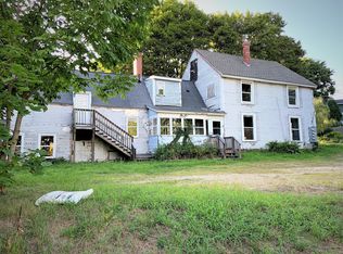 11 Narragansett St, Gorham, ME 04038