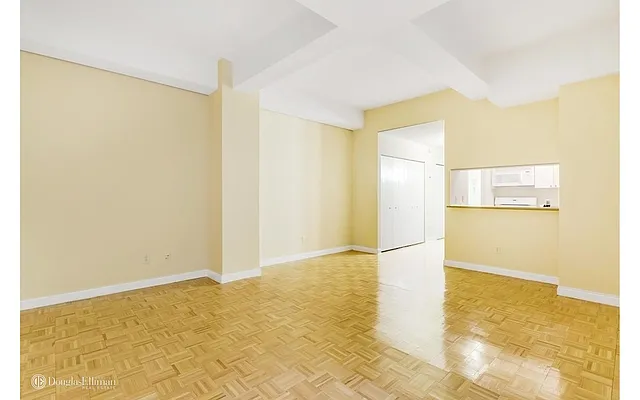 Rented by Douglas Elliman | media 16