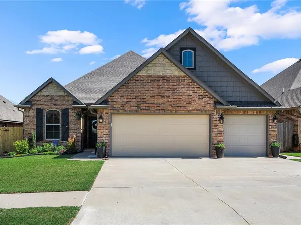 11916 SW 18th St, Yukon, OK 73099