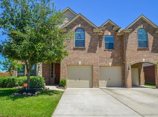 607 Valley Ridge Dr, Rosenberg, TX 77469
