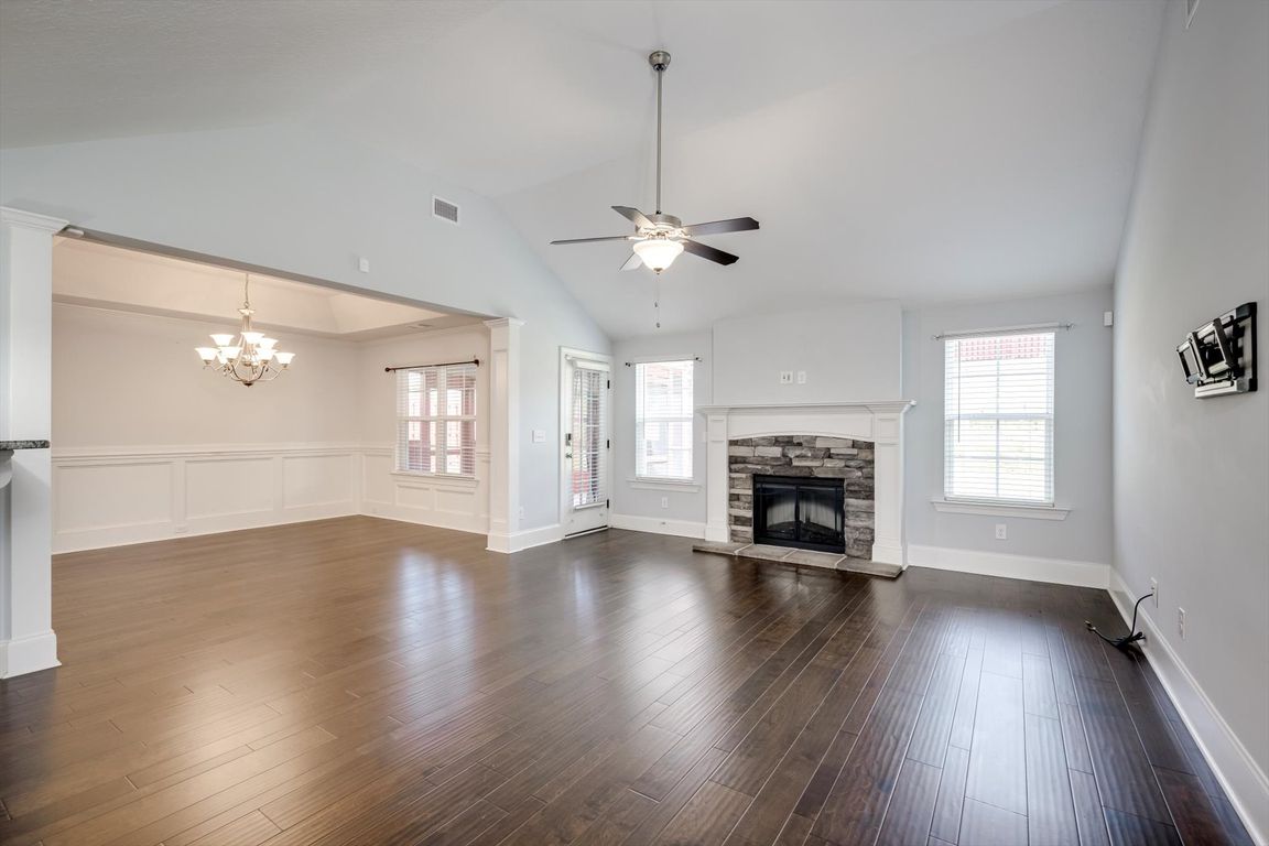 next background image