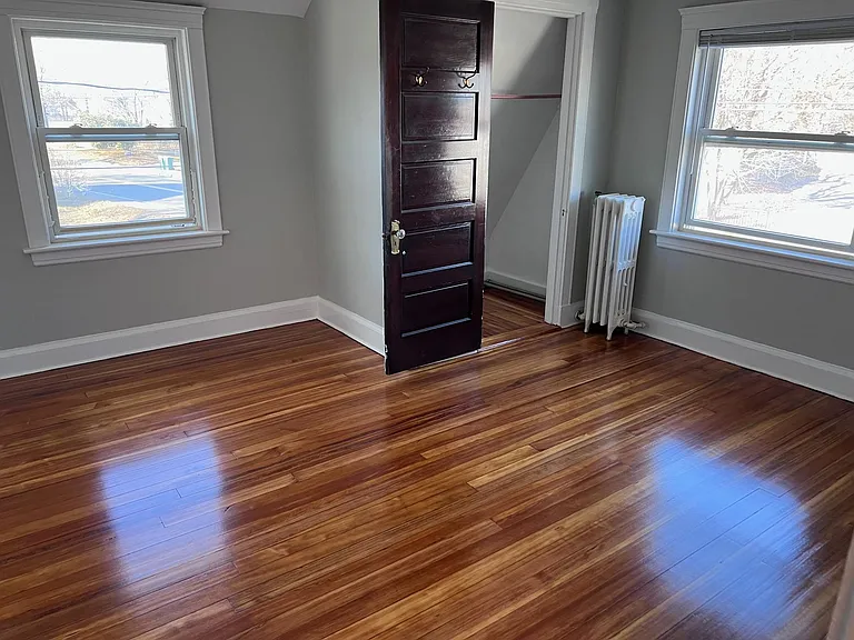 121 Oakland St — Photo 20