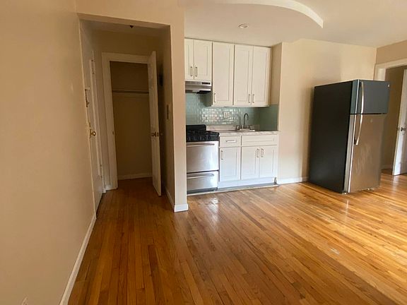 3rd image of 91-35 195th St #4G