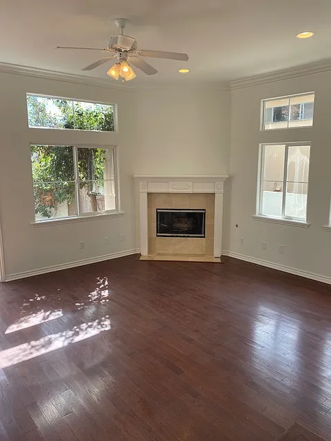Large Living Room with Fireplace