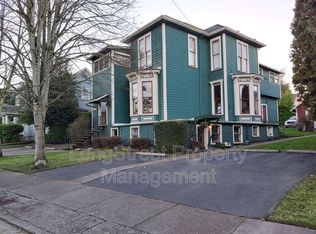 218 NW 21st St #4, Corvallis, OR 97330