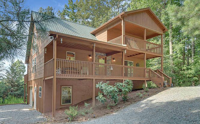 1st image of 408 Garfield Dr #2-9165