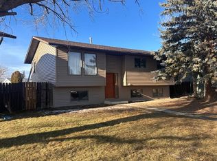 52 Wildrose Cres W, Brooks, AB T1R 0A4